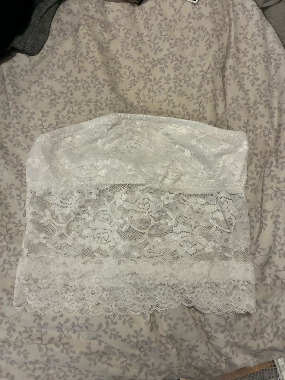 SHEIN White Lace Strapless Bandeau top